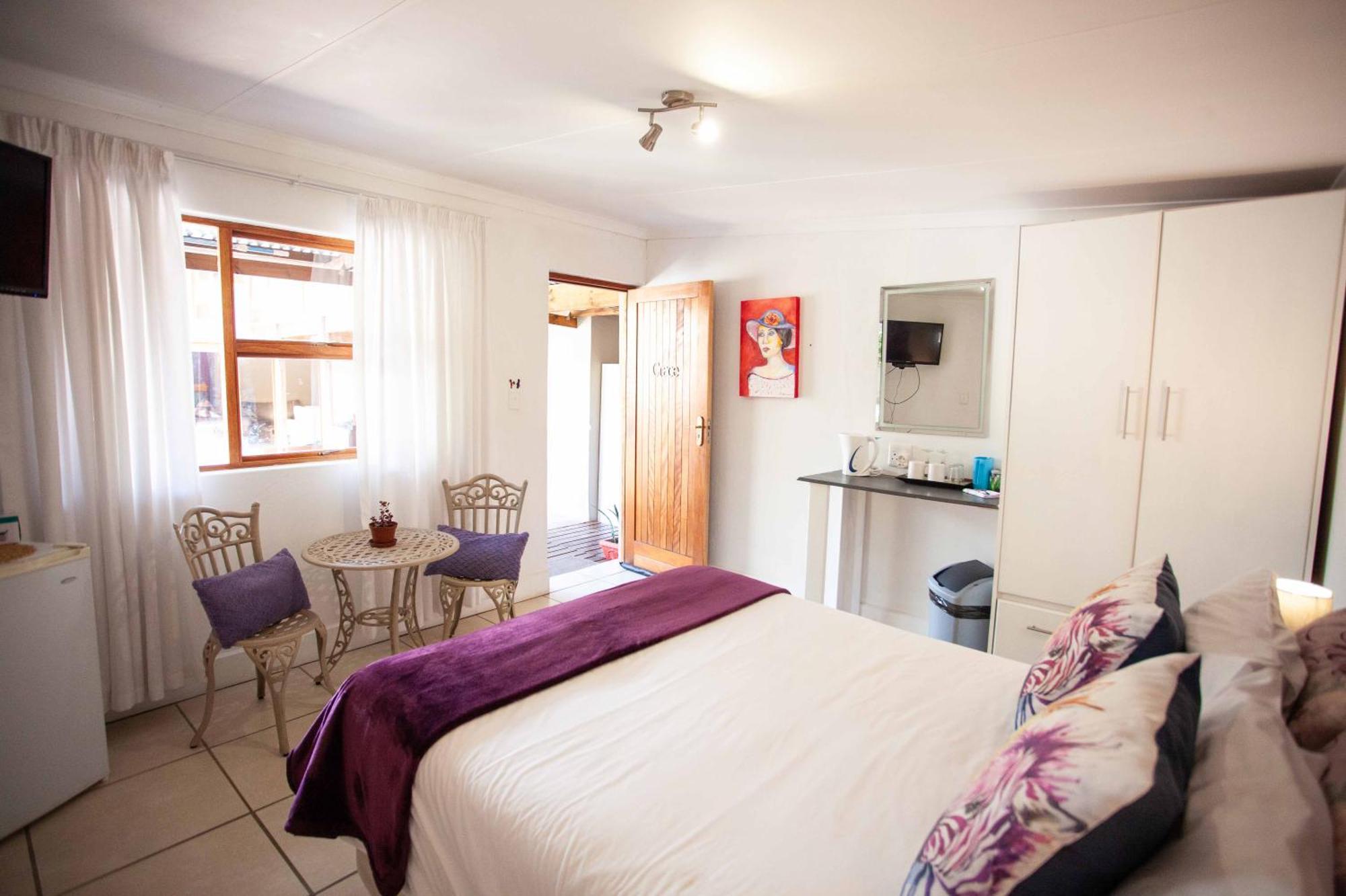 Flametree Guesthouse Свелендам Стая снимка