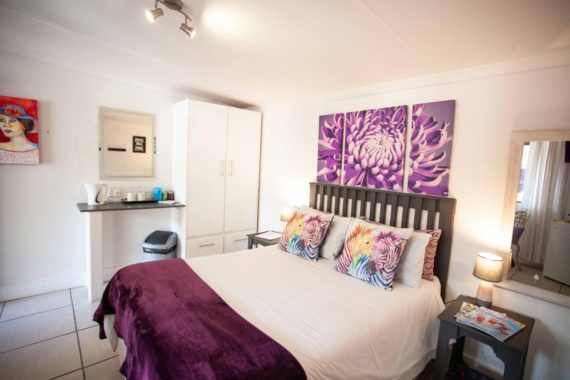 Flametree Guesthouse Свелендам Стая снимка